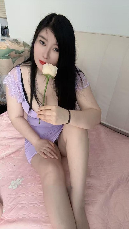 浦东老师身材S蜜桃臀太骚了