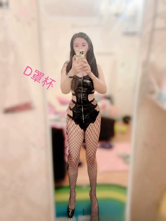 三通肉感嫂子