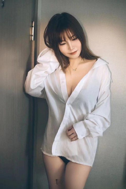 妍妍在六合