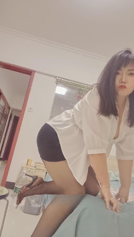 玉祥门美臀女奴