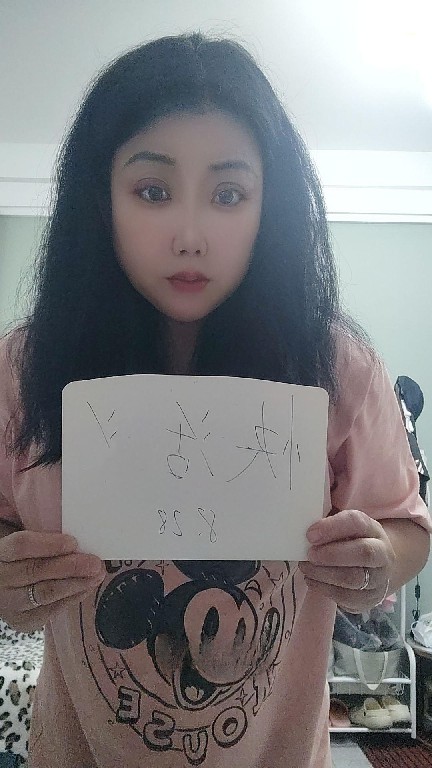 武候骚逼轻熟女