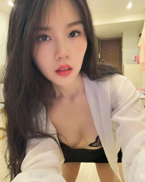 七里河情趣制服小豆奶