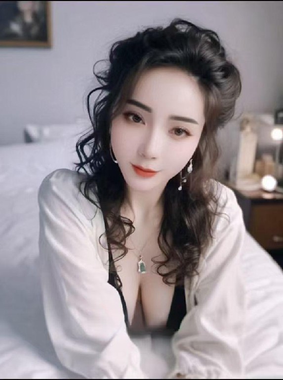 贵阳性感兼职美女
