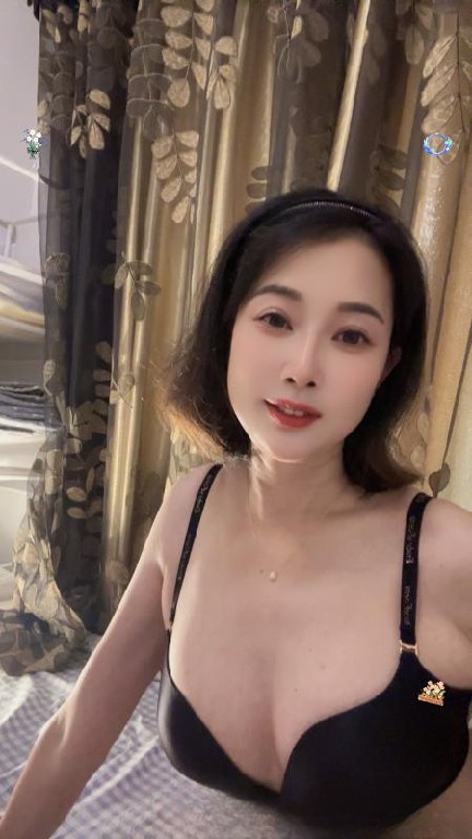 江北小姐姐欣颖