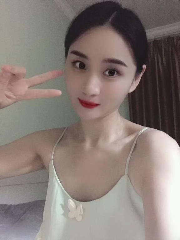 重庆南坪小美女