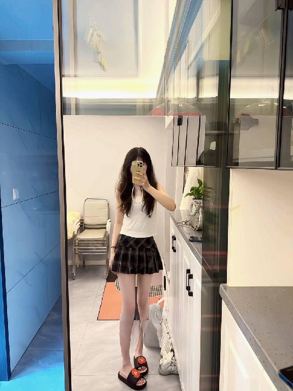 清纯白嫩鲍鱼