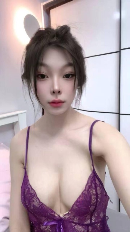 天河清纯粉嫩大波妹