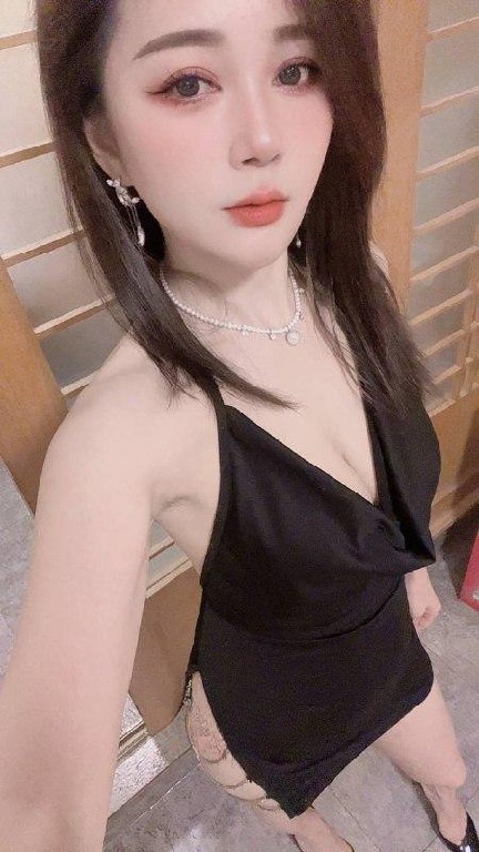s型大长腿御姐