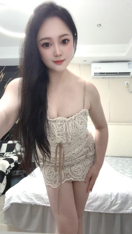 服务女友型老师