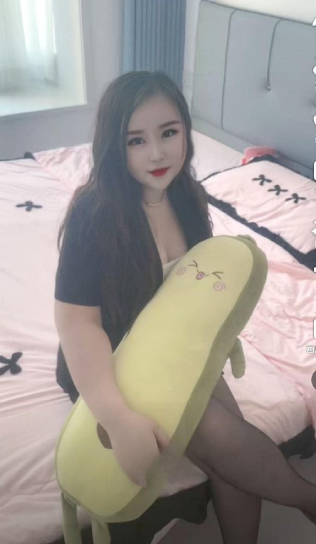 两张卸火骚少妇