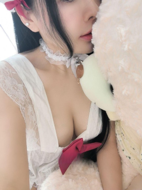 性感迷人大胸雅晴