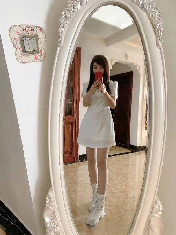 1米7长腿小姐姐