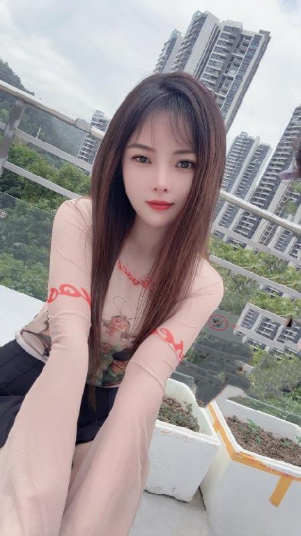 技术控舌吻西西