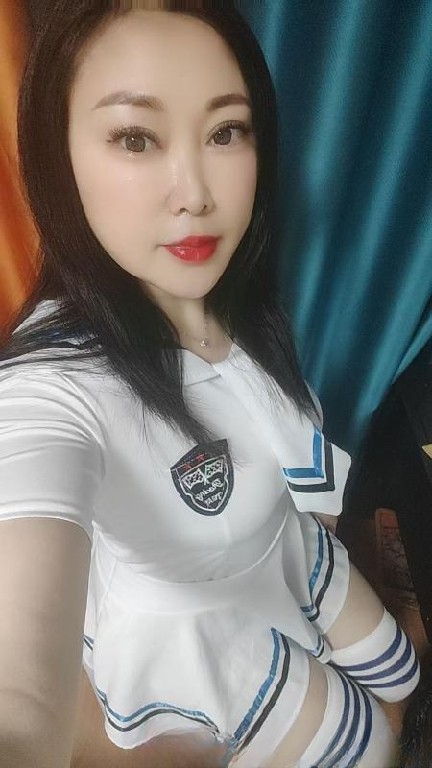 服务系少妇