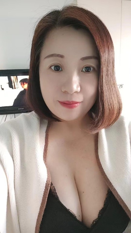 风韵熟女