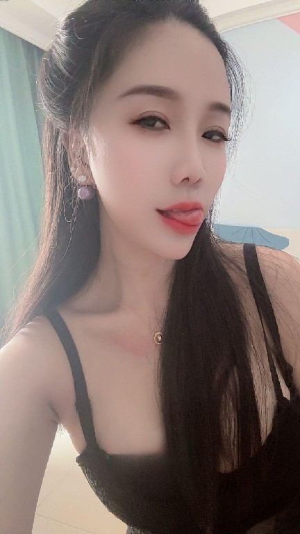 性感大长腿骚妇
