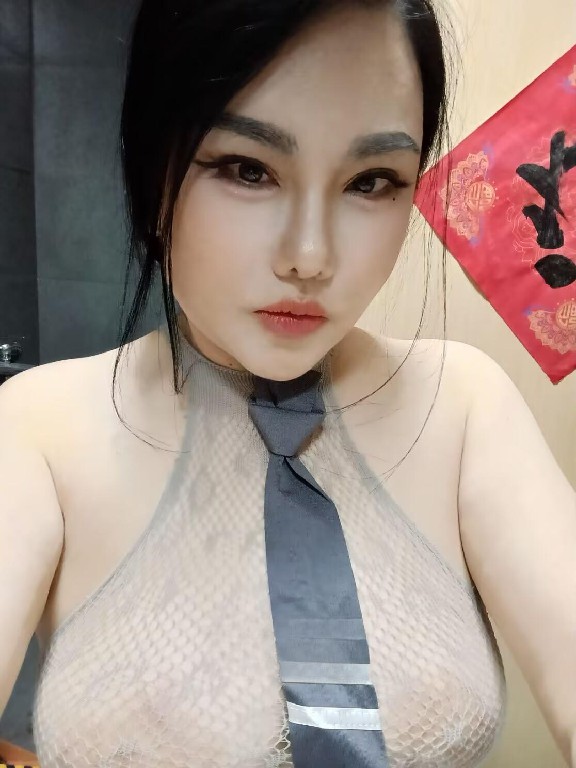 在刷兰亭御湖城少妇