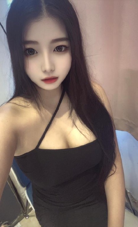 肥臀大胸妹