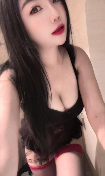 情趣大胸骚少妇