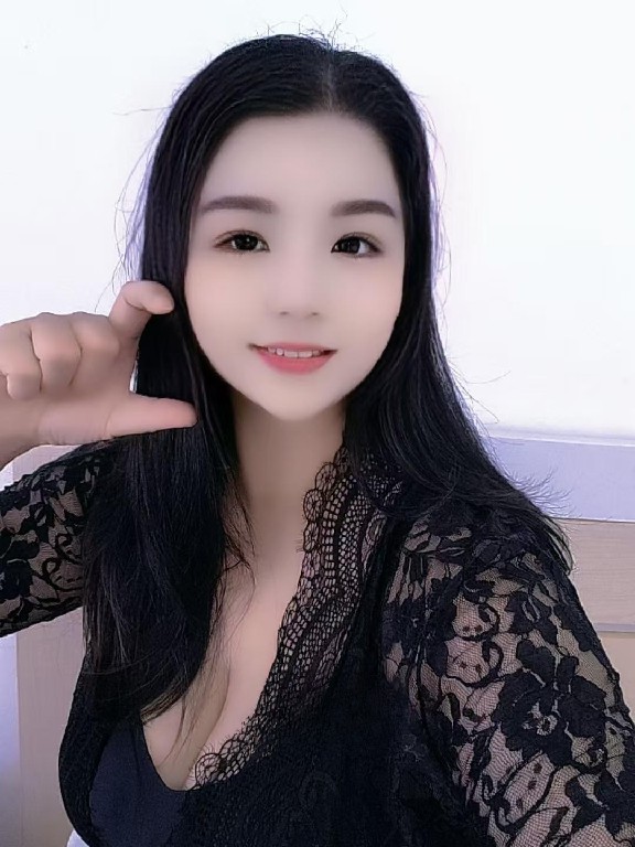 福田巨乳奶妈，奶水充足