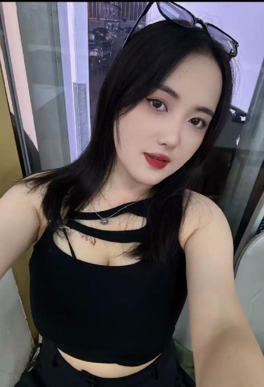水润丰满妩媚琳子