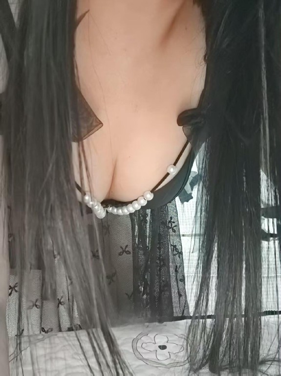 大奶骚妇抓龙筋可啪啪