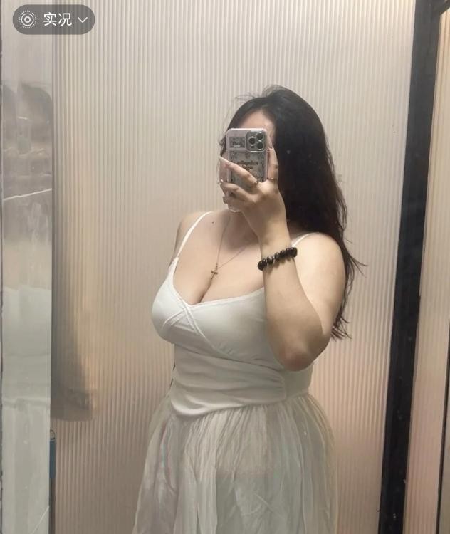 浦东丰满小姐姐