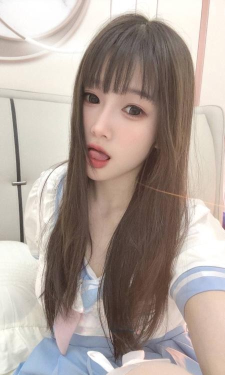 极品长腿小美女