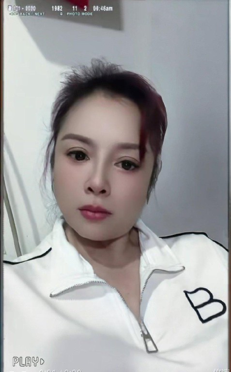 大奶风骚姐姐服务好