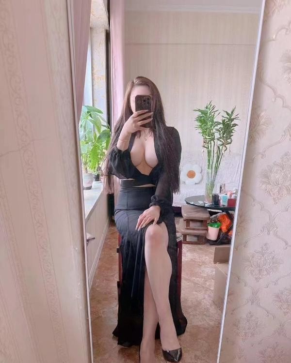 性感丰满美少妇