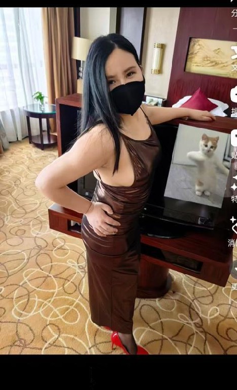 临平大奶泄火骚妇