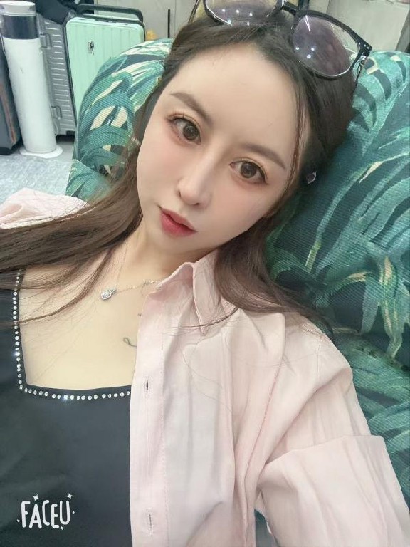 海珠服务系靓颖