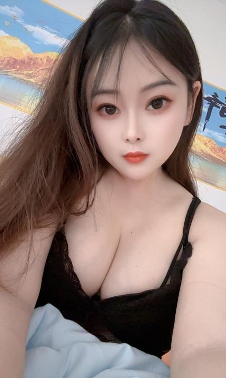 大奶牛少妇