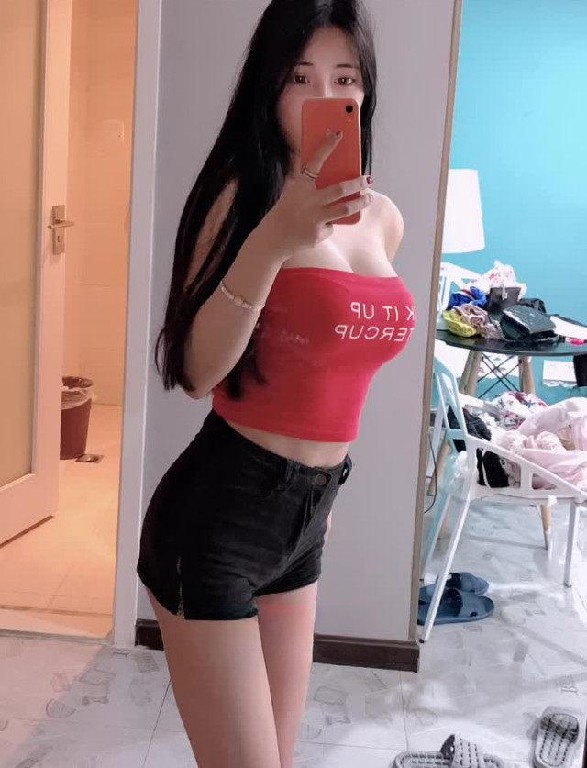 福田性感巨乳骚妹瑶瑶