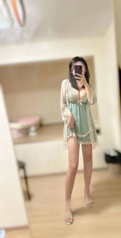 沙溪大胸大屁股