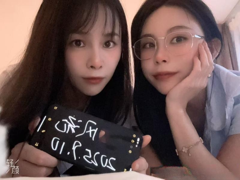 姐妹双飞可剧情