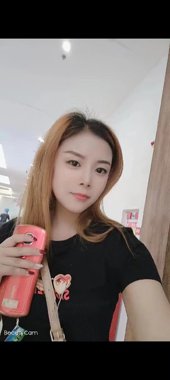 白云永泰温柔小妞