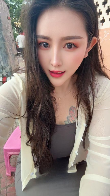 美艳服务系小姐姐