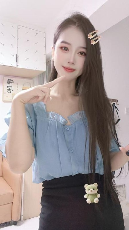 170大胸美夏蝉