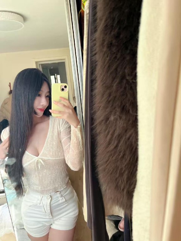 妖媚身材叫声淫荡