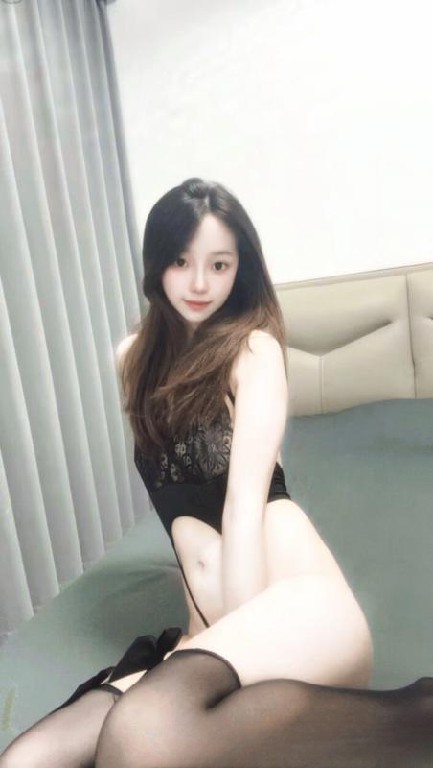 恰食人间水蜜桃