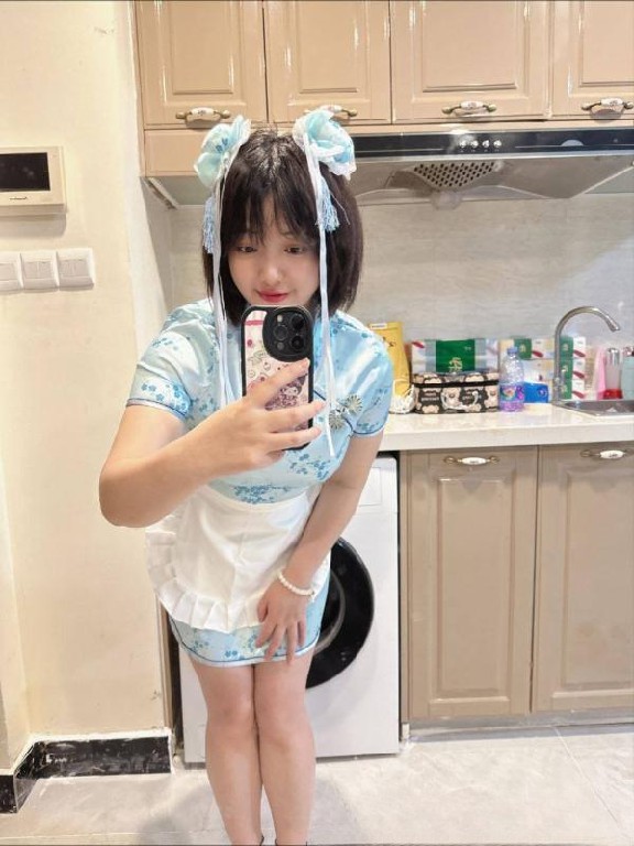 回锅小胖妹花花