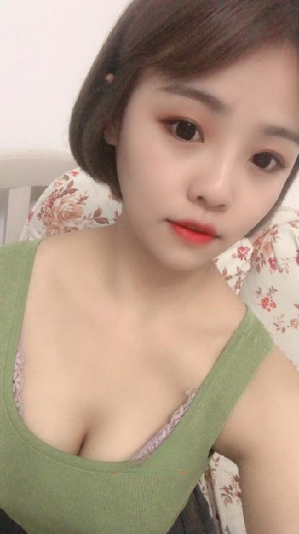 南京年轻妹儿,比较健谈,性价比也不错