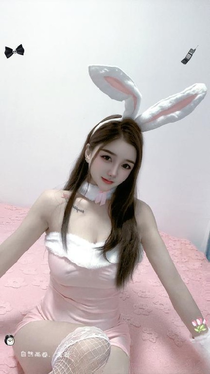 吴中性感美少女