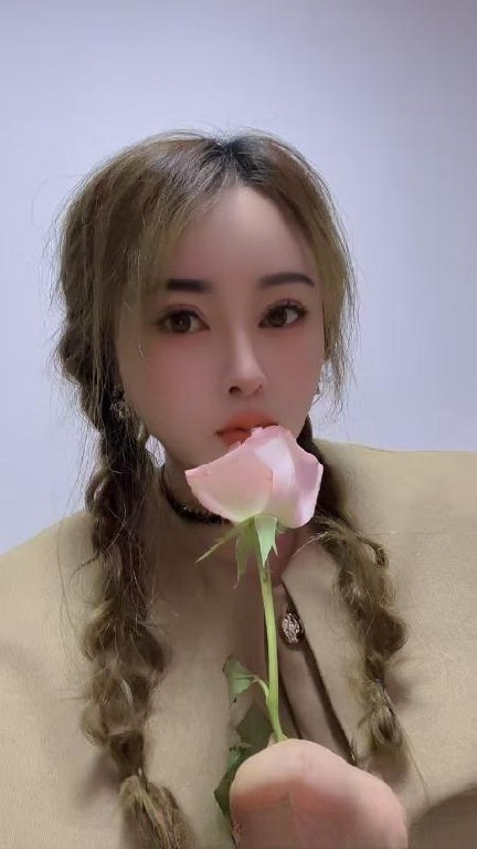 马房山嫂子毒龙爽