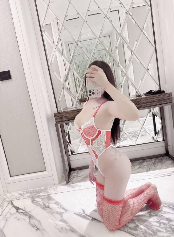 丝袜情趣风骚妹子