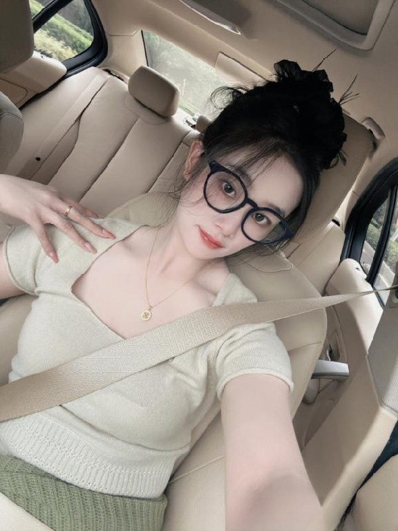 园区治愈系美女老师