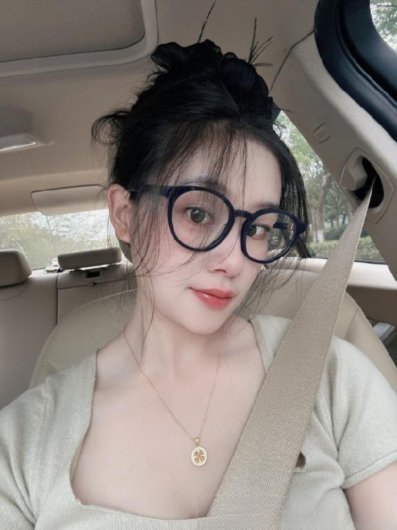 园区治愈系美女老师