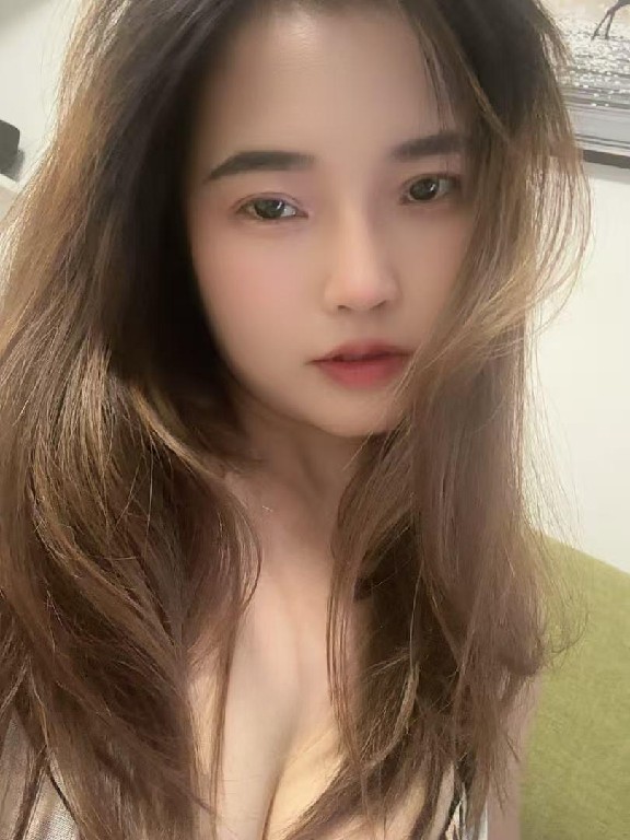 温柔服务型美女