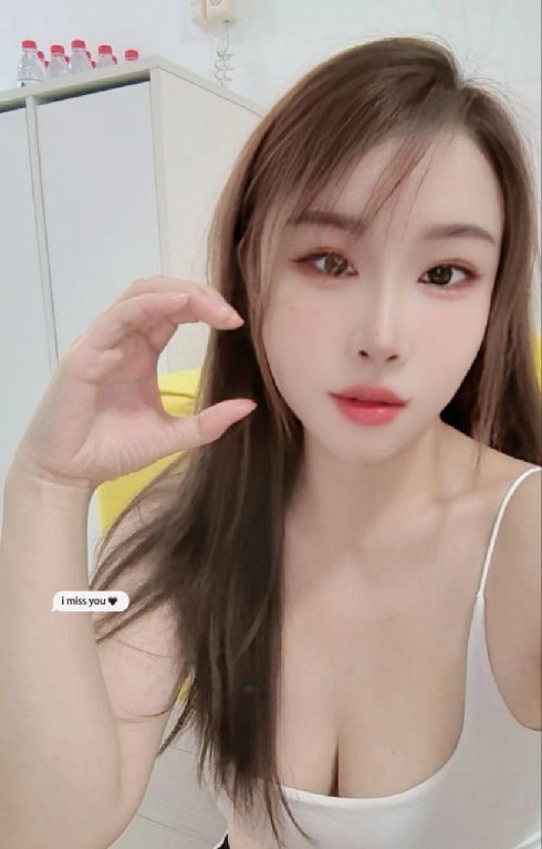 性感丰满小嫩妹服务好